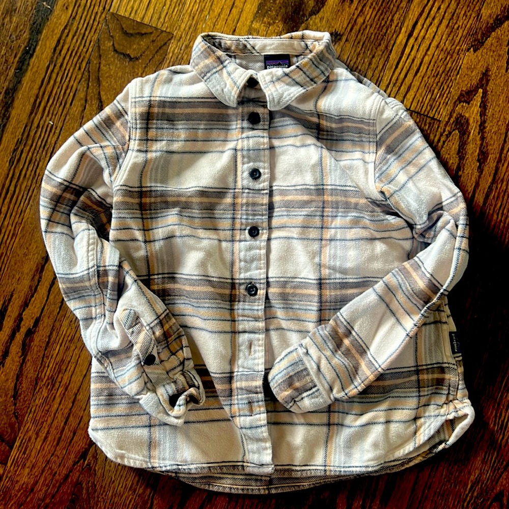 Girls Patagonia Flannel Shirt size M (10)